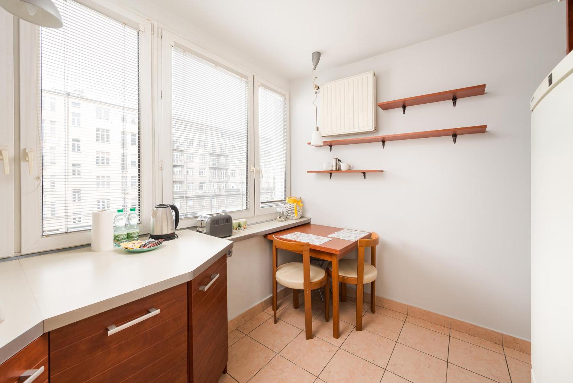 Stay With Friends In Warsaw Apartment Exteriör bild